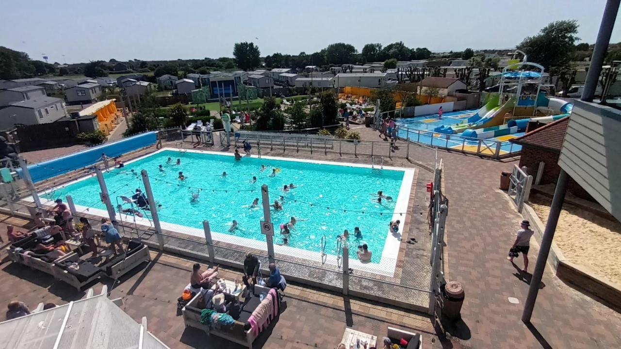 Brookside West Sands Holiday Park Seal Bay Selsey Exteriér fotografie